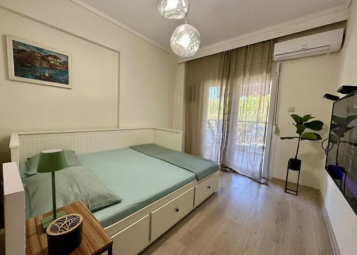 Sirmar Seaview Apartament *